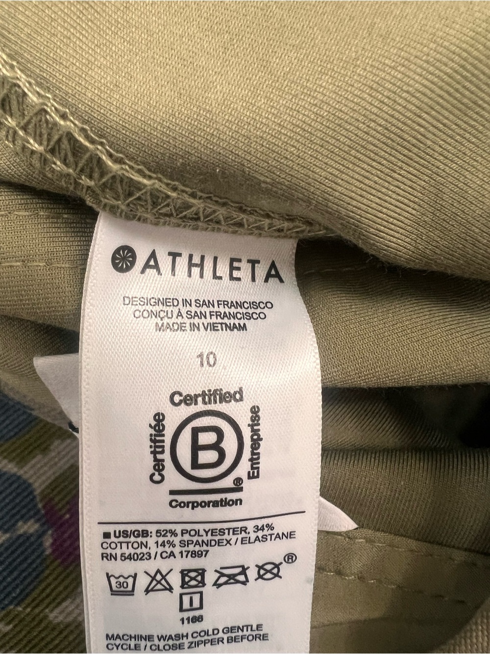Athleta Olive Green Skyline Barrel HighRise Barrel Pants Sz 10 NWT - Casual, - Picture 11 of 11